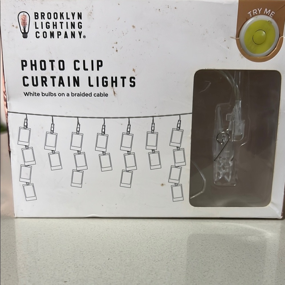 BRAND NEW Photo Clip Curtain Lights